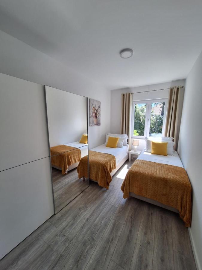 Apartment Ivy Mlini Bagian luar foto