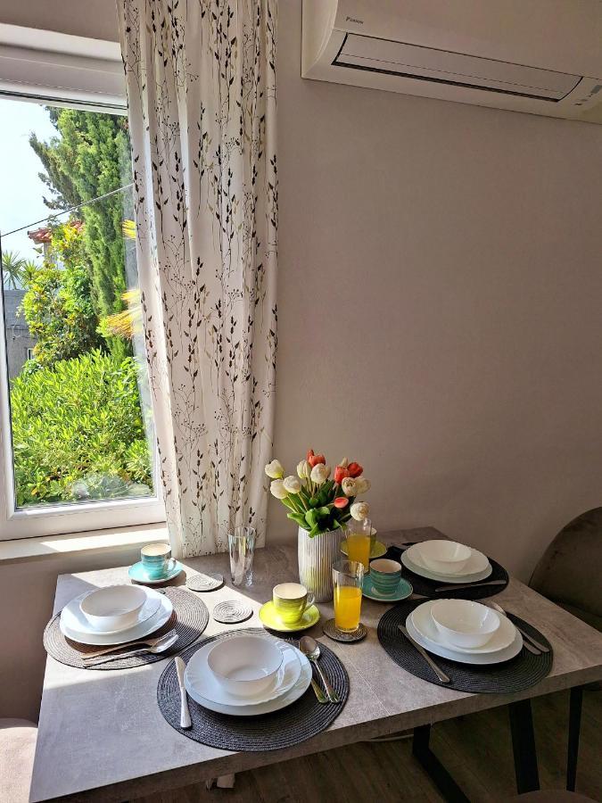 Apartment Ivy Mlini Bagian luar foto